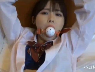 【黄先生探花】约了个蓝裙妹子，调情一番穿情趣护士装骑乘后入，妹子说太猛搞一半不让搞