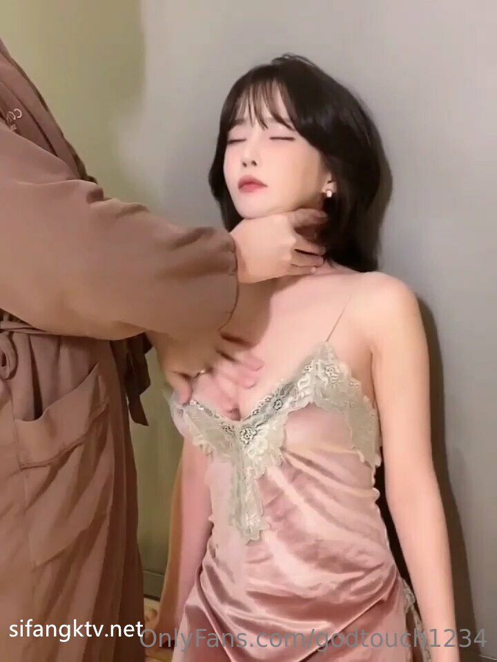 一怒成仙女神小姐姐刚见面就迫不及待干柴烈火疯狂做爱（完整版38分钟已上传简界